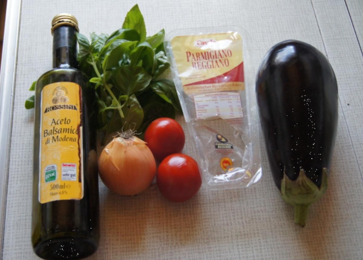 Überbackene Parmesan-Auberginenscheiben - Rezept - Bild Nr. 3210