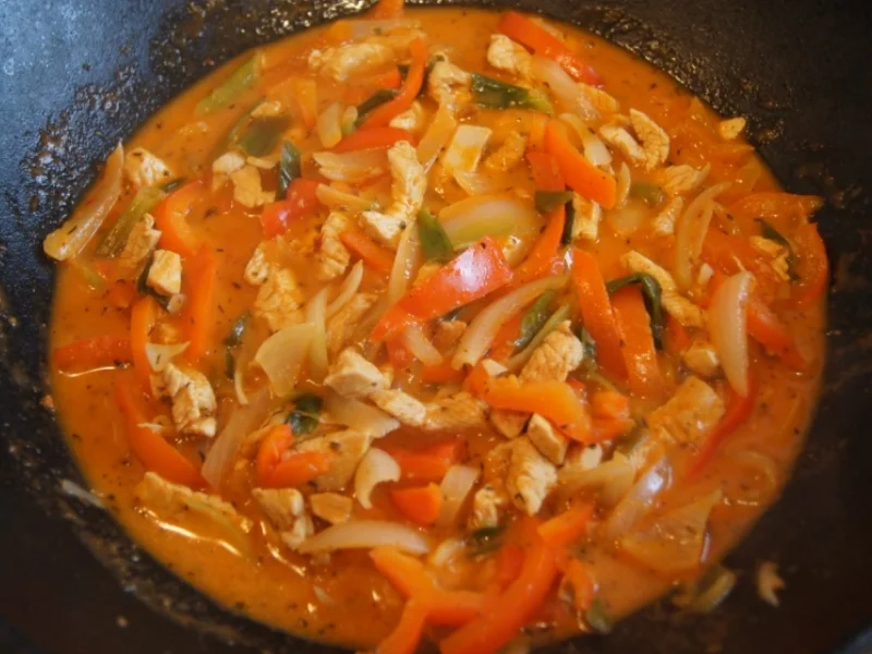 Putengeschnetzeltes im Wok mit Basmatireis - Rezept - Bild Nr. 3218