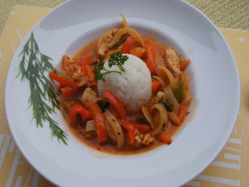 Putengeschnetzeltes im Wok mit Basmatireis - Rezept - Bild Nr. 3220