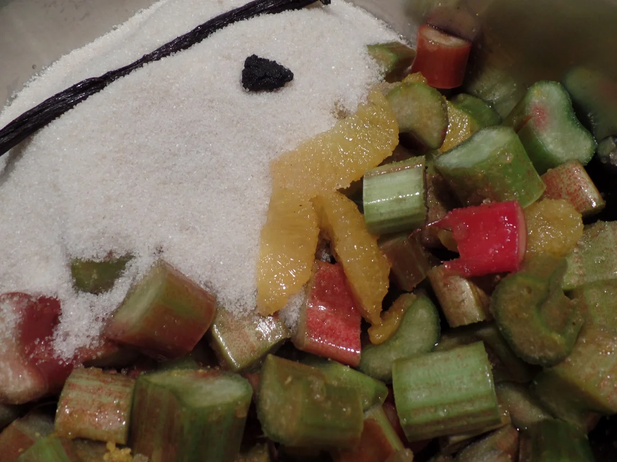 Rezept: Rhabarber-Orangen-Konfitüre Bild Nr. 3215 Rhabarber-Orangen-Konfitüre - Rezept - Bild Nr. 3215