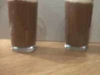 Baileys-Becher mit Sahnehaube - Rezept