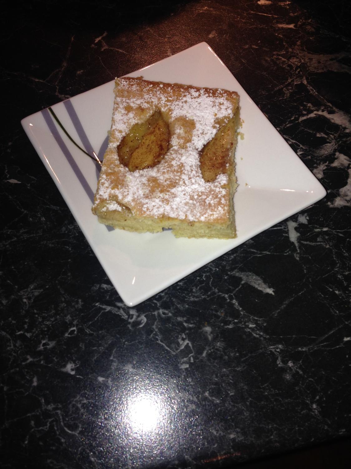 Apfelkuchen vom Blech - Rezept mit Bild - kochbar.de