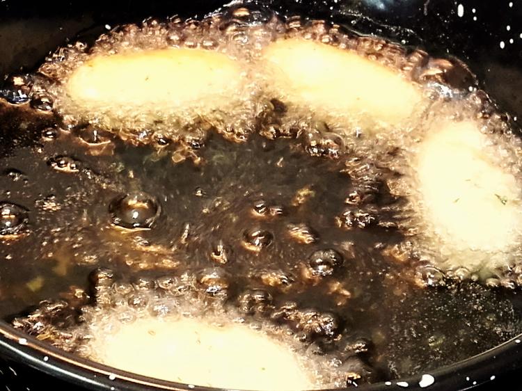 Pastéis de Bacalhau Portugiesische Stockfisch Pasteten - einfach - von ...