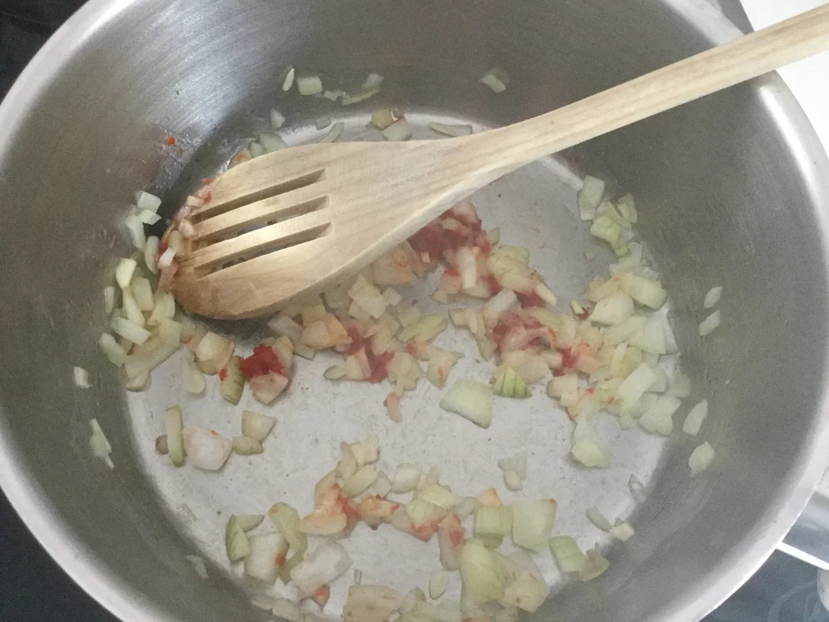 Nudeln an schneller Thunfisch - Tomatensoße a la Ari - Rezept - Bild Nr. 3230