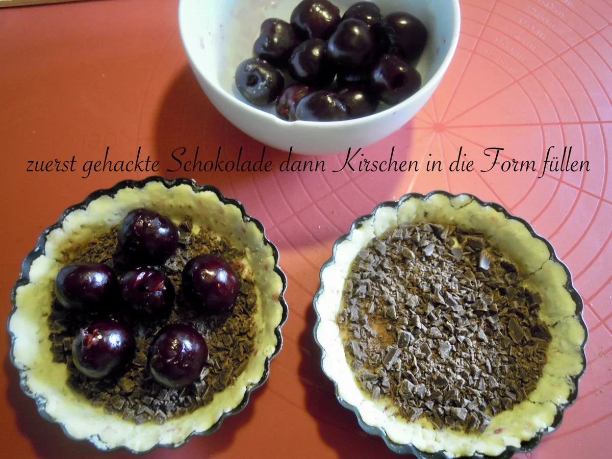 Schwarzkirsch - Schoko - Mandeltörtchen - Rezept - Bild Nr. 3238