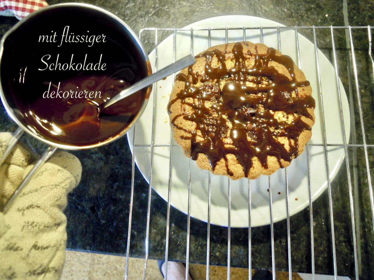 Schwarzkirsch - Schoko - Mandeltörtchen - Rezept - Bild Nr. 3239