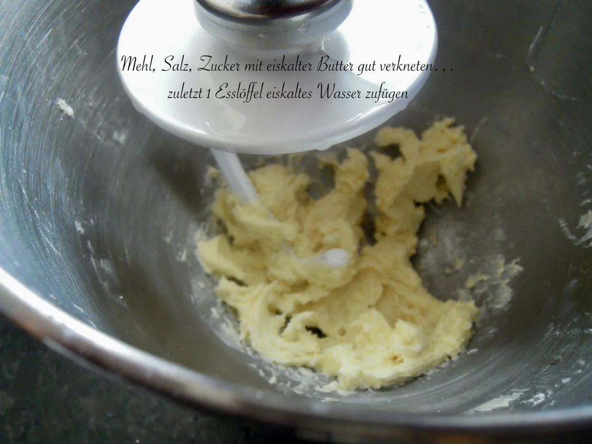 Schwarzkirsch - Schoko - Mandeltörtchen - Rezept - Bild Nr. 3227