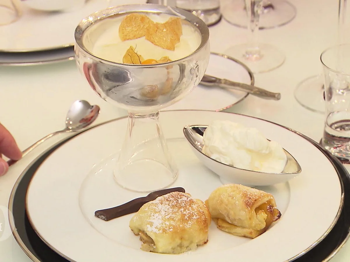 Rezept: Tartinküchlein mit Vanilleeis Bild Nr. 2 Tartinküchlein mit Vanilleeis - Rezept - Bild Nr. 2