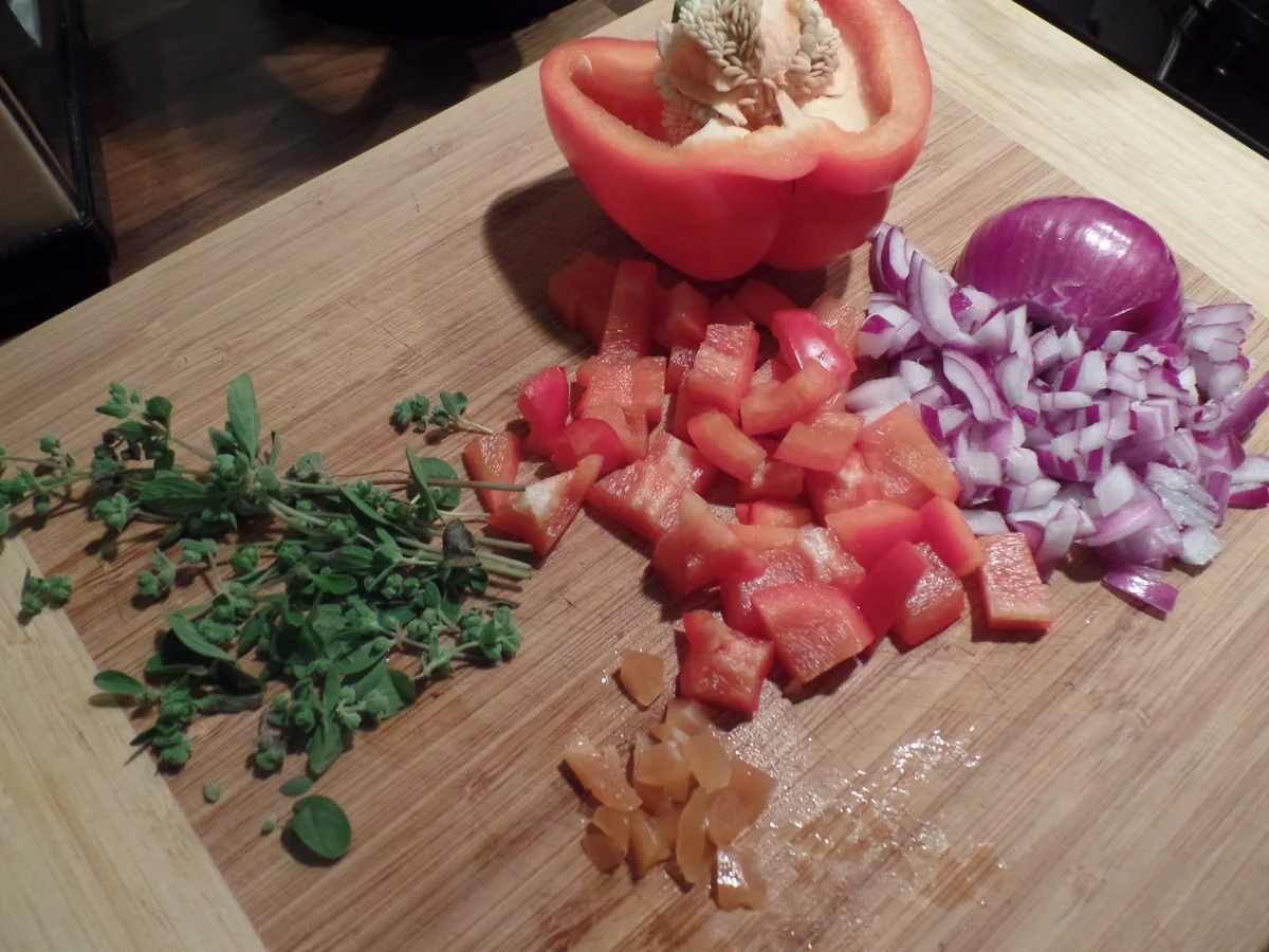 Eier in Tomatensauce mit cremiger Polenta - Rezept - Bild Nr. 3228