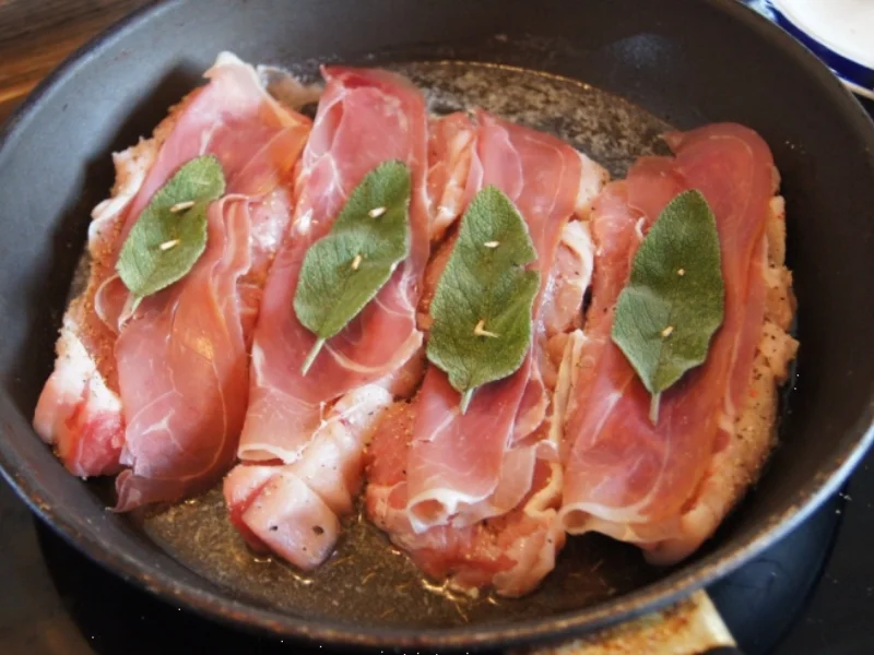 Saltimbocca mit würzigen Kartoffeln - Rezept - Bild Nr. 3229