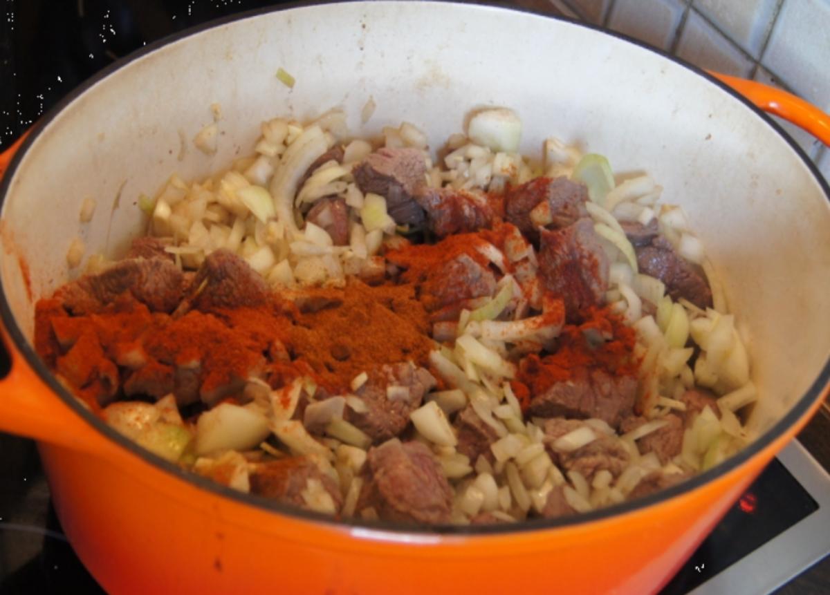 Rindergulasch mit Paprika - Rezept - Bild Nr. 3248