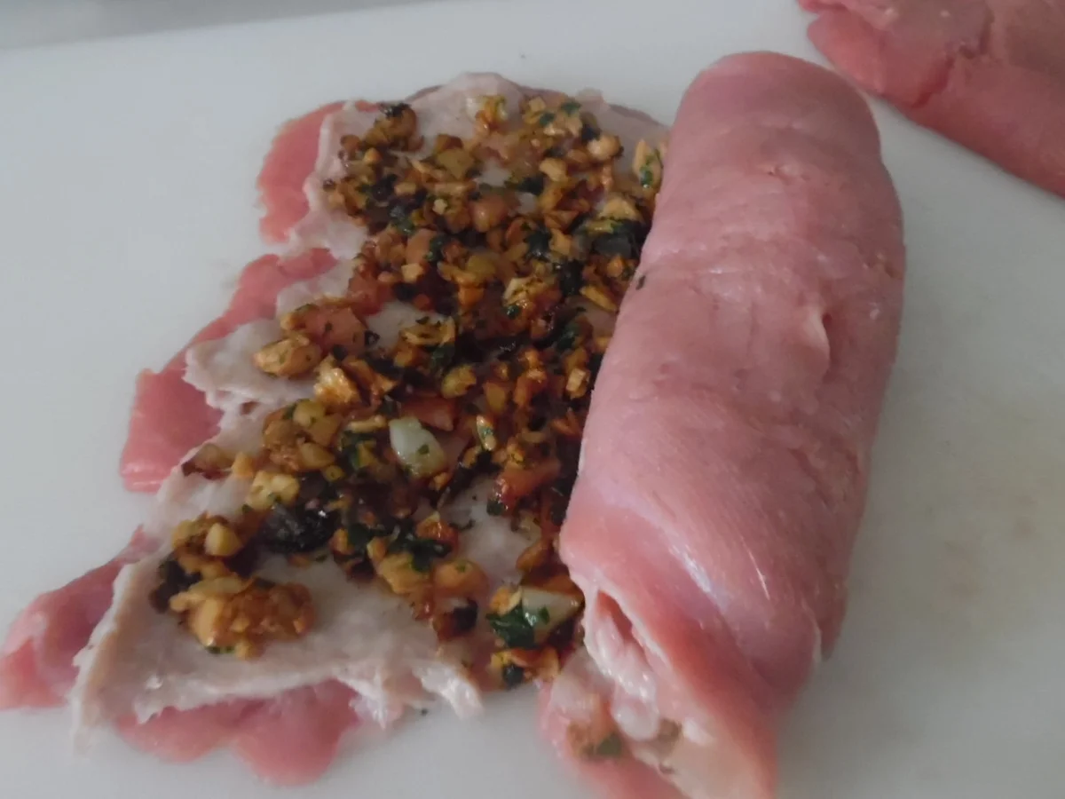 Kalbsrouladen mit Pfifferlings-Risotto und Petersilien-Schaum - Rezept - Bild Nr. 3254