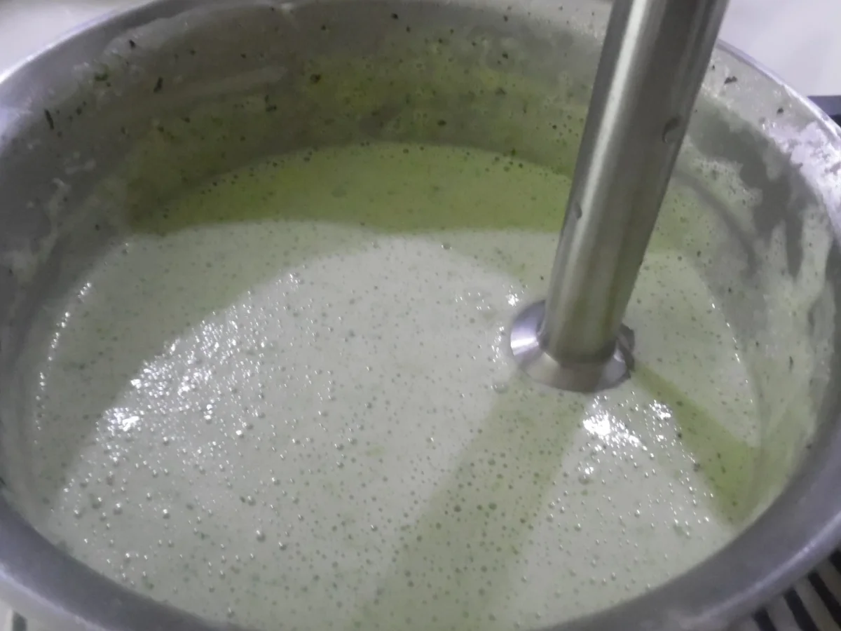 Kalbsrouladen mit Pfifferlings-Risotto und Petersilien-Schaum - Rezept - Bild Nr. 3262