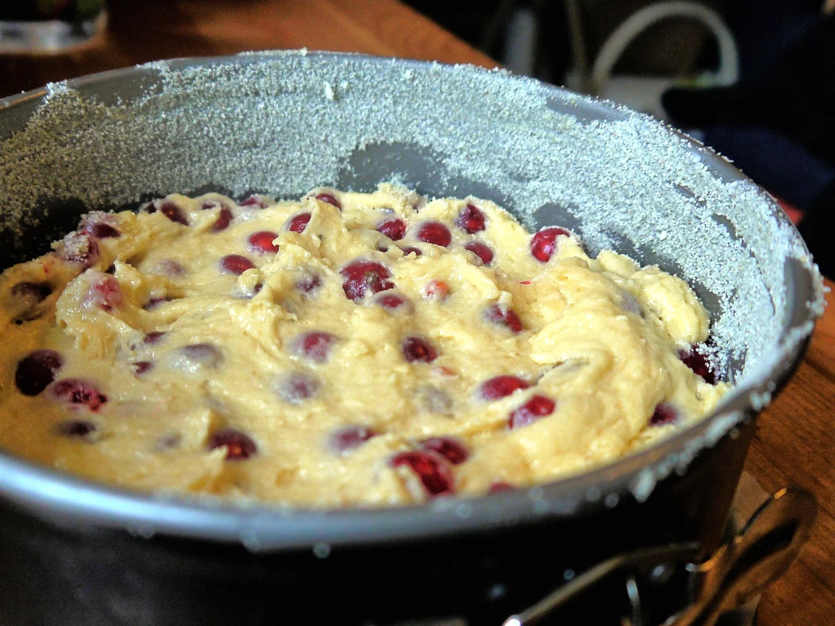 Johannisbeerkuchen unter Baiserhaube - Rezept - Bild Nr. 8