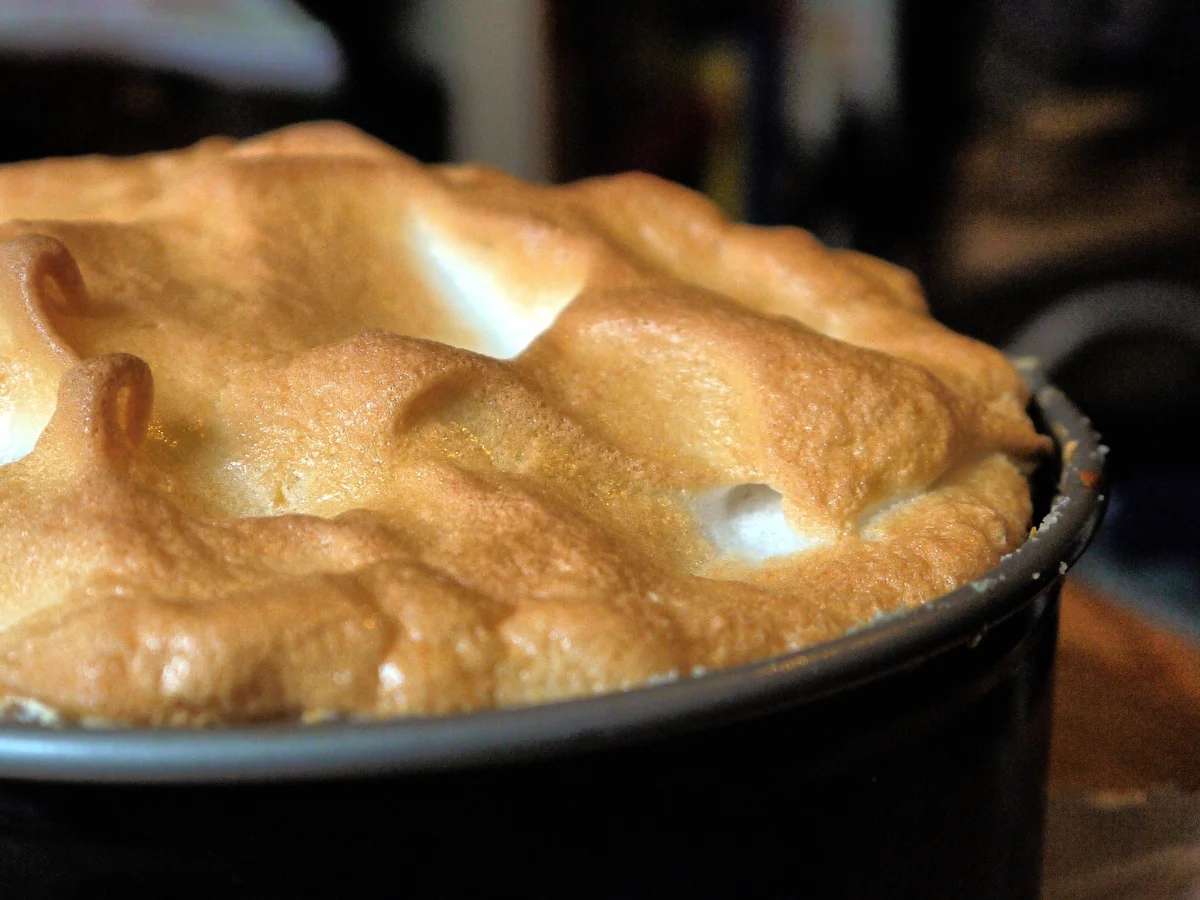 Johannisbeerkuchen unter Baiserhaube - Rezept - Bild Nr. 10