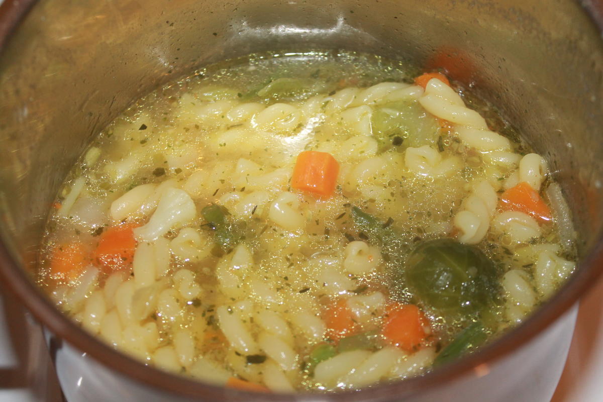 Nudel-Gemüse-Suppe - Rezept - Bild Nr. 3301