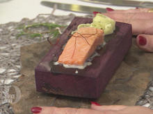 Lachs auf Planke mit Bärlauchnudelnest - Rezept - Bild Nr. 2