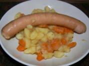 Möhren-Kartoffelgemüse "durcheinander" mit Würstchen - Rezept