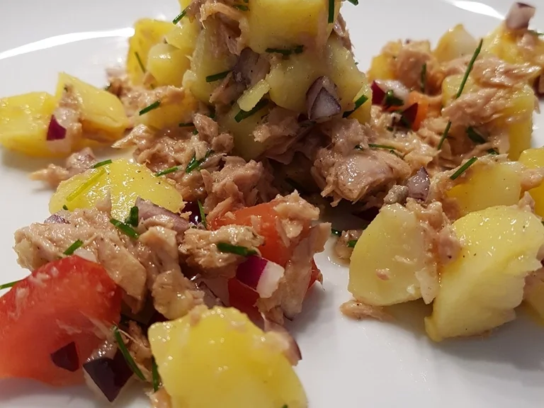 Salat mit Angler Thunfisch - Rezept - Bild Nr. 3314