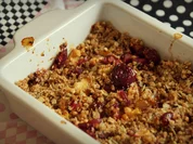 Frühstück, Süßspeise: Fruchtiger Obst-Crumble - Rezept - Bild Nr. 2