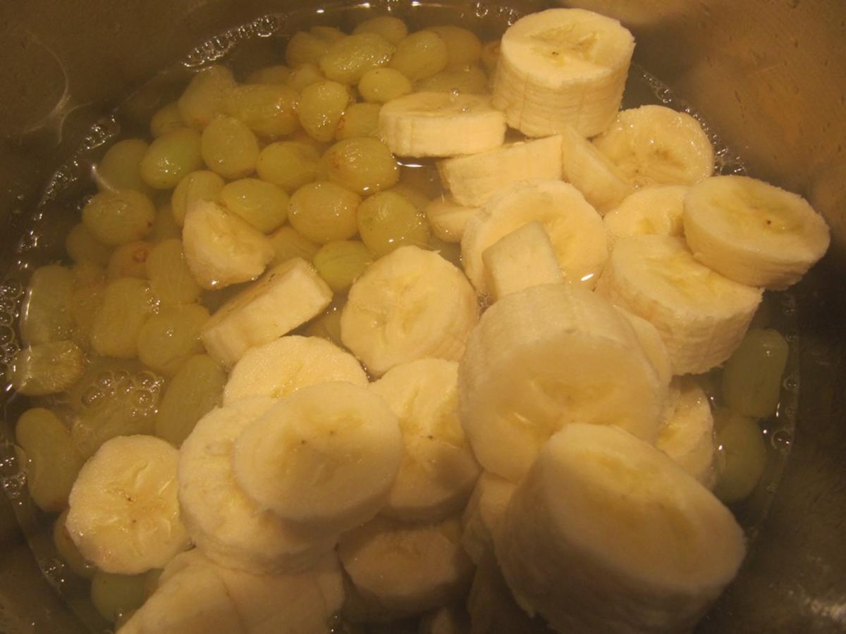 Trauben Bananen Kompott und anders Obst - Rezept - Bild Nr. 3325