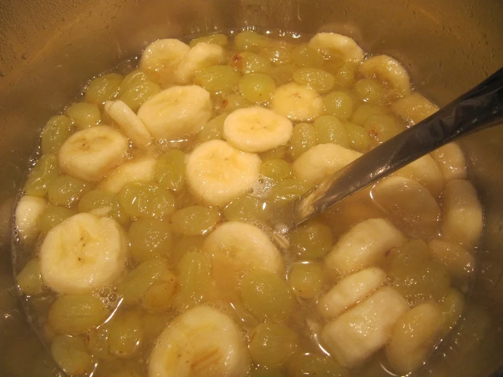 Trauben Bananen Kompott und anders Obst - Rezept - Bild Nr. 3326