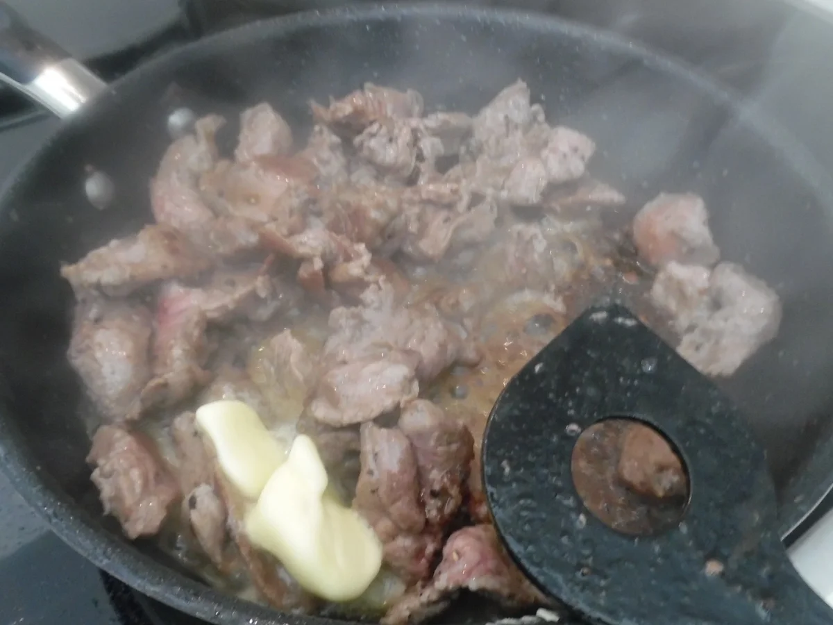 Lamm-Bohnen-G'röstl mit Schafskäse - Rezept - Bild Nr. 3351