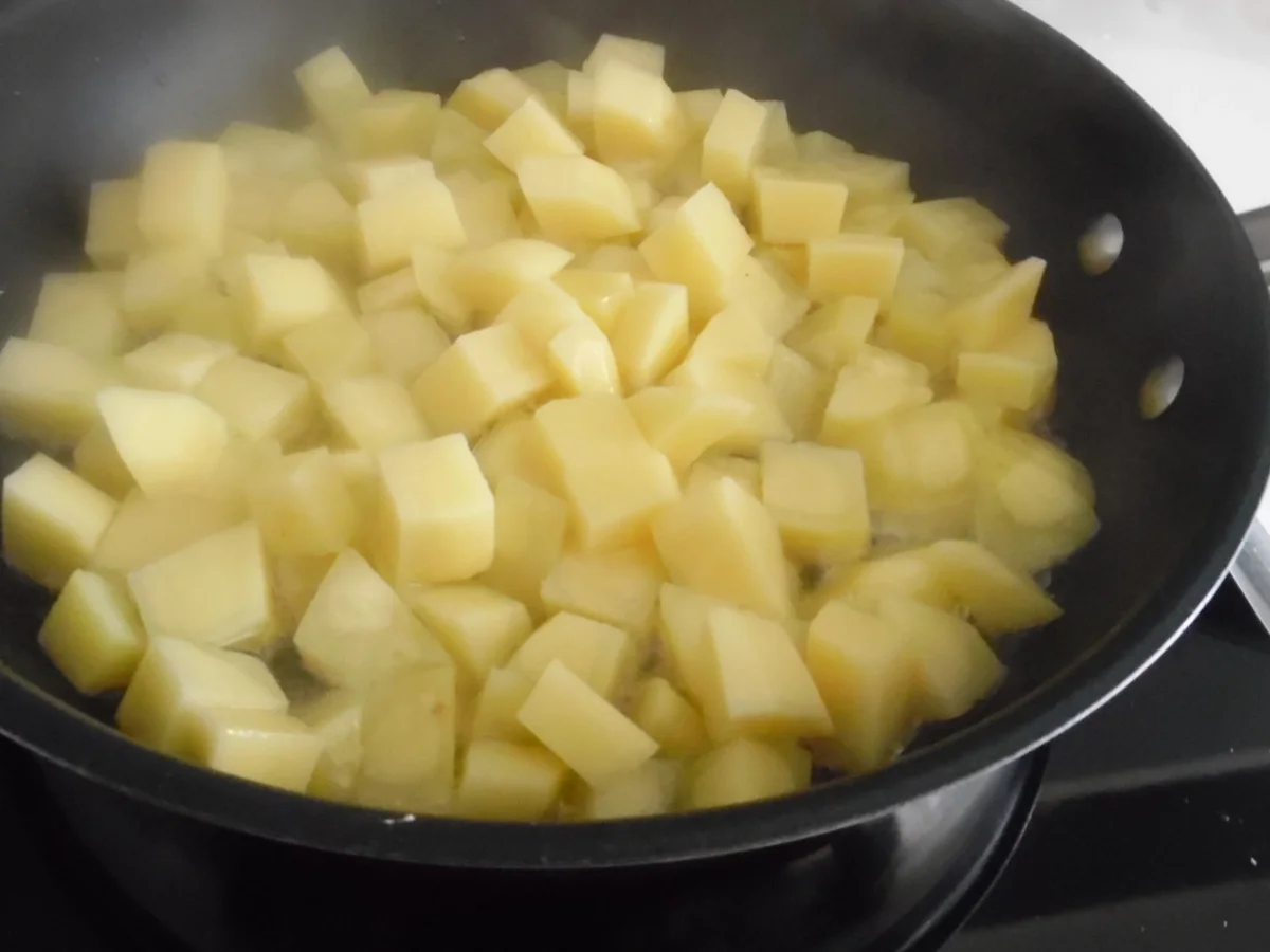 Lamm-Bohnen-G'röstl mit Schafskäse - Rezept - Bild Nr. 3355