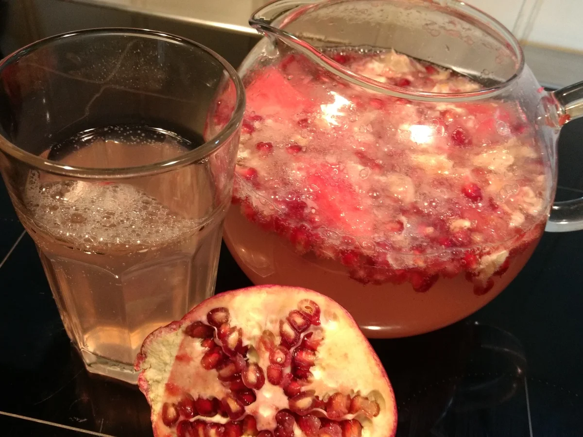 BiNe` S GRANATAPFEL - MELONEN - DETOX WASSER - Rezept - Bild Nr. 3372