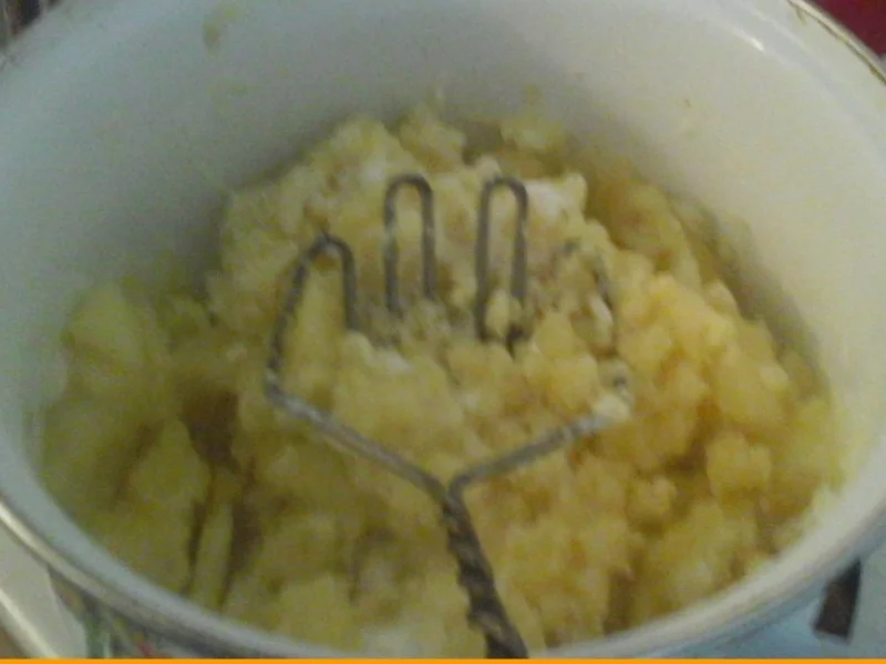 Schlemmer-Filet mit grünen Buschbohnen und pikanten Kartoffelstampf - Rezept - Bild Nr. 8