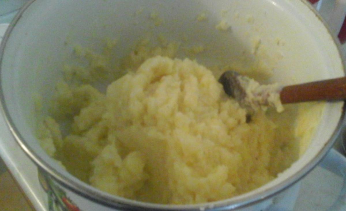 Schlemmer-Filet mit grünen Buschbohnen und pikanten Kartoffelstampf - Rezept - Bild Nr. 9