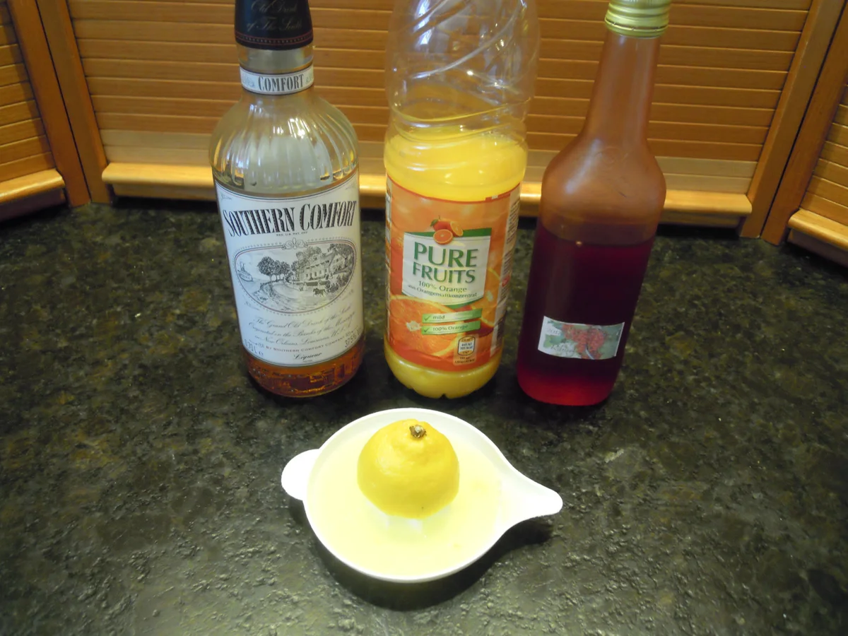 Florida Comfort on Ice - na, wie wärs mit einem kleinen Sommercocktail ? - Rezept - Bild Nr. 3380