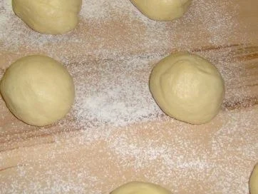 Brioche-Kipferln - Rezept - Bild Nr. 3390