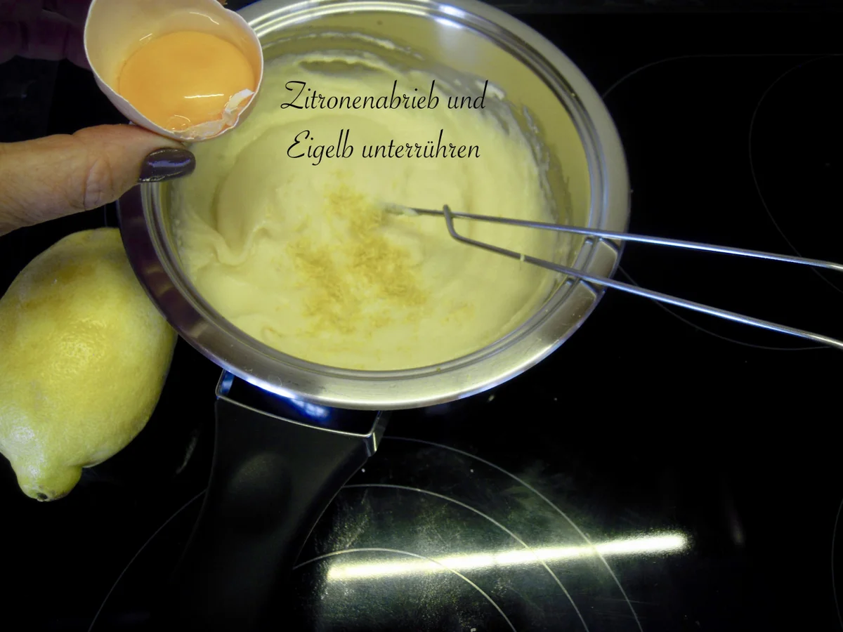 Gedeckte Mürbteig - Apfeltorte mit feiner Grießfüllung - Rezept - Bild Nr. 3390