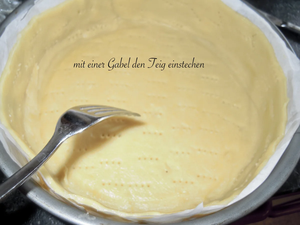 Gedeckte Mürbteig - Apfeltorte mit feiner Grießfüllung - Rezept - Bild Nr. 3411