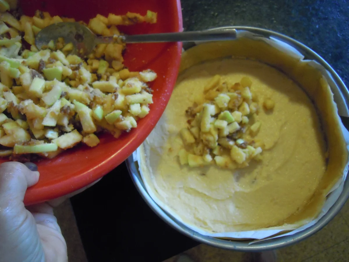 Gedeckte Mürbteig - Apfeltorte mit feiner Grießfüllung - Rezept - Bild Nr. 3417