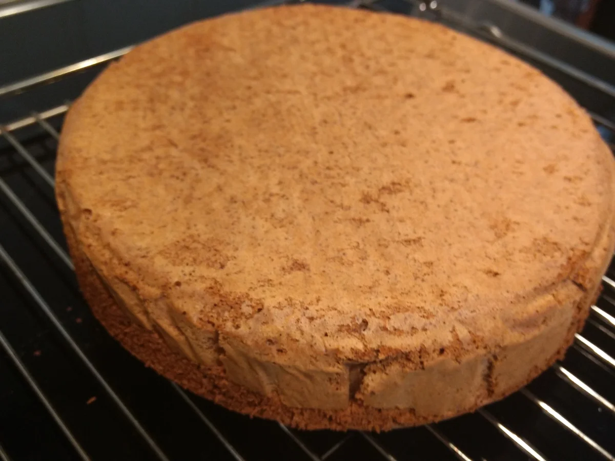 BiNe` S ERDBEER - AMARULATORTE - Rezept - Bild Nr. 3406