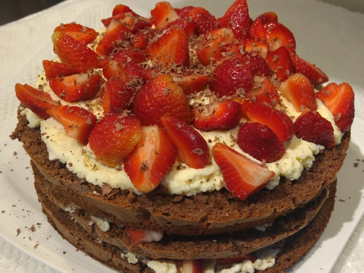 BiNe` S ERDBEER - AMARULATORTE - Rezept - Bild Nr. 3411