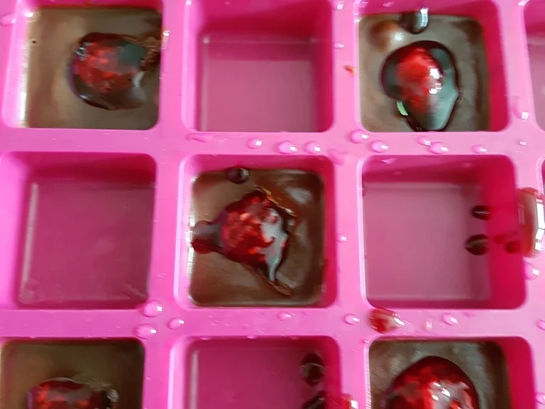 Konfekt eine Praline für die "pralinenregine" - Rezept - Bild Nr. 3420