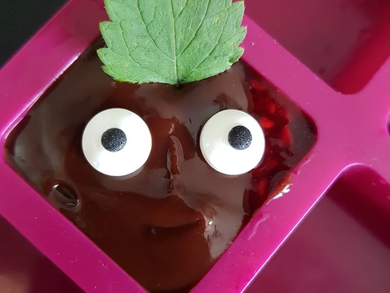 Konfekt eine Praline für die "pralinenregine" - Rezept - Bild Nr. 3422