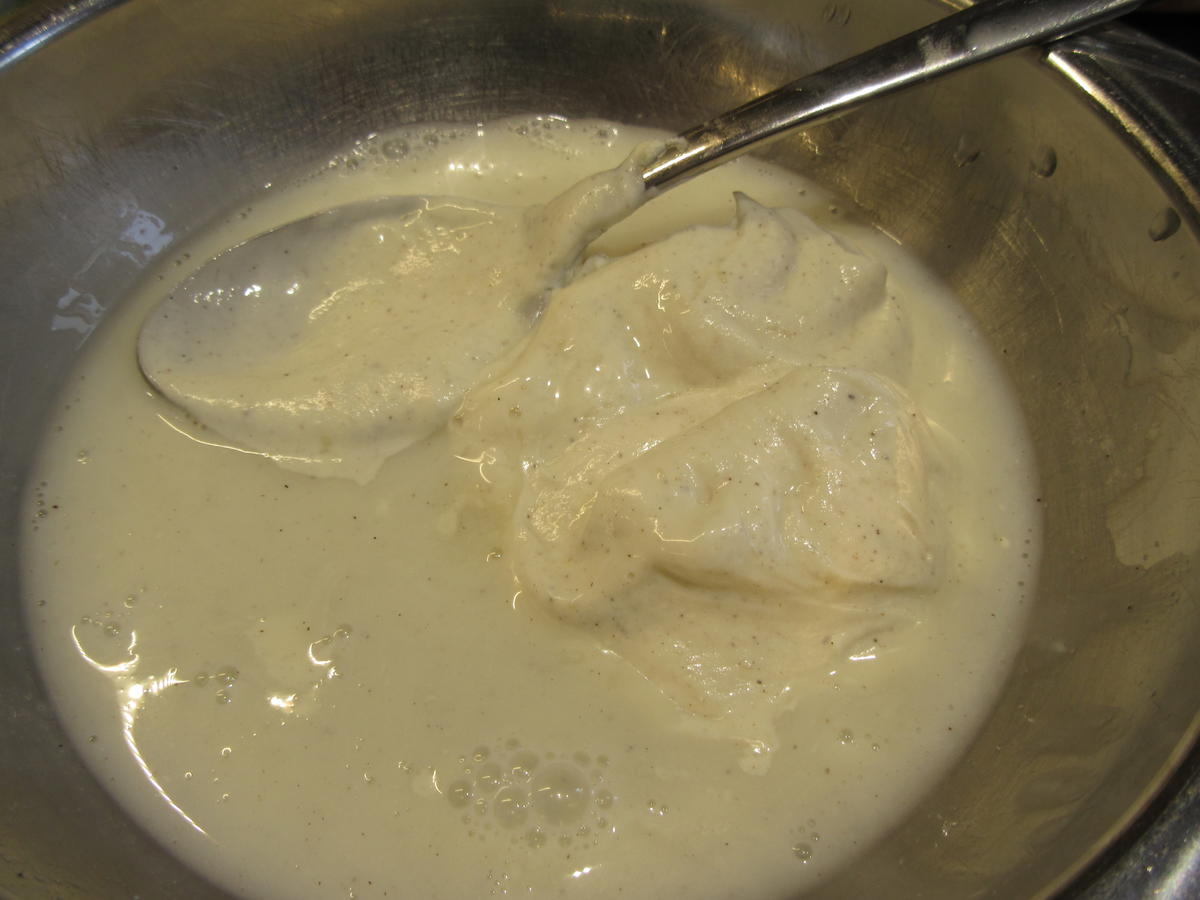 Dessert: Quark-Mascarpone-Törtchen auf Nektarinensalat mit Schokocrunch - Rezept - Bild Nr. 3410