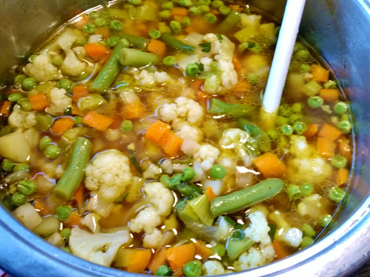 Rezept: Gemüsesuppe aus Resten Bild Nr. 3434 Gemüsesuppe aus Resten - Rezept - Bild Nr. 3434