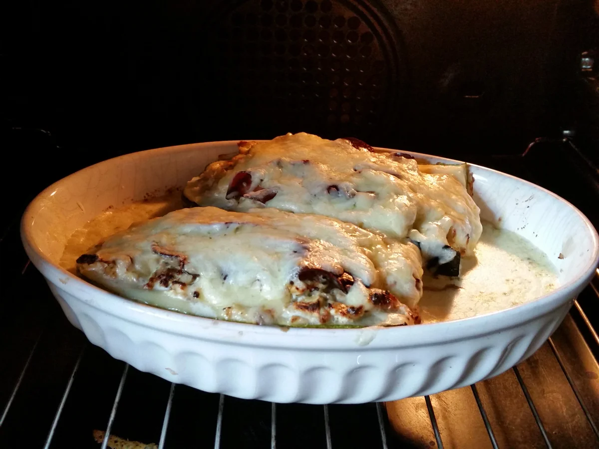 Rezept: Gefüllte Zuccini (Low-Carb) Bild Nr. 3427 Gefüllte Zuccini (Low-Carb) - Rezept - Bild Nr. 3427