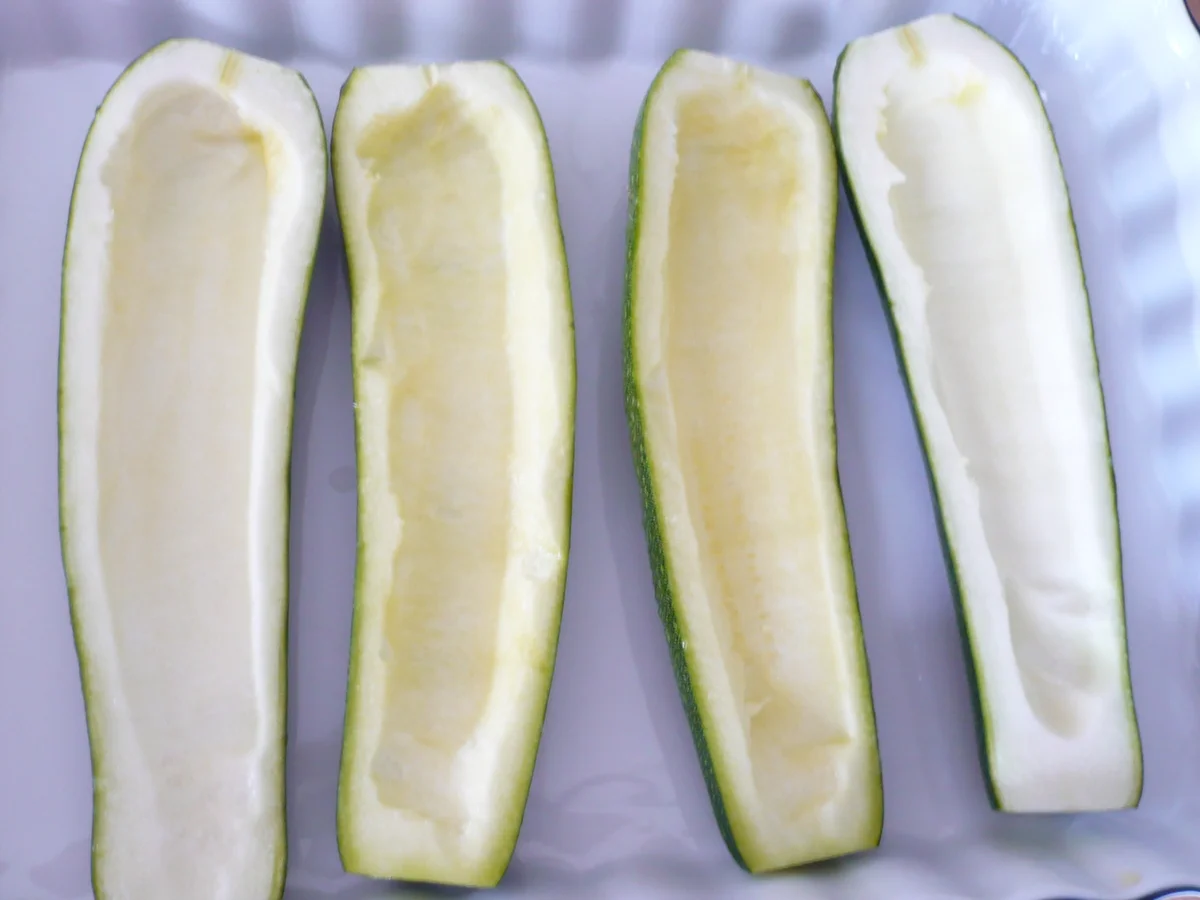 Gefüllte Zucchini griechische Art - Rezept - Bild Nr. 3431