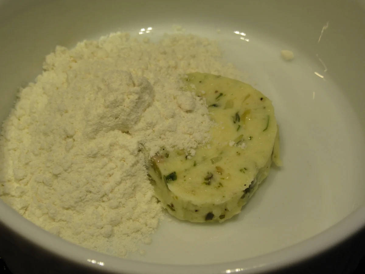 Rezept: Geflügel: Zitronen-Thymian-Huhn Bild Nr. 3441 Geflügel: Zitronen-Thymian-Huhn - Rezept - Bild Nr. 3441