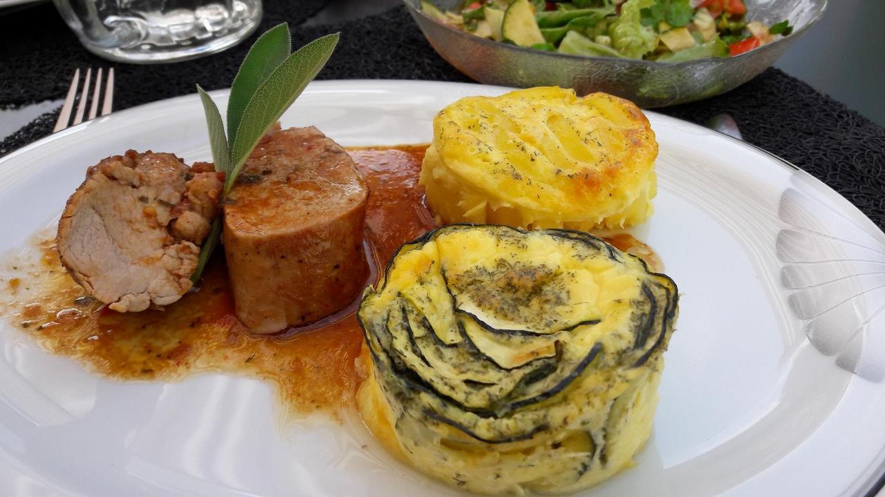 Bilder für Filet mit Zucchini-Kartoffel-Clafoutis - Rezept