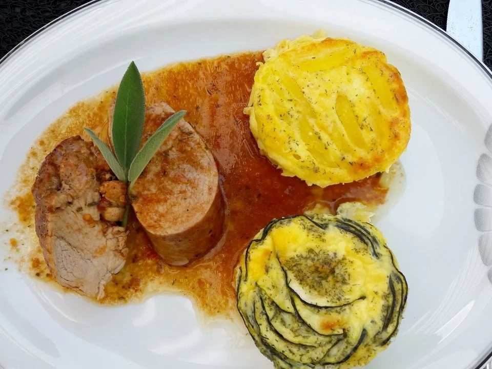 Filet mit Zucchini-Kartoffel-Clafoutis  - Rezept - Bild Nr. 3437