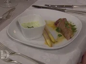 Thunfischfilet mit Pfannenspargel und Frankfurter Grüne Soße - Rezept - Bild Nr. 2