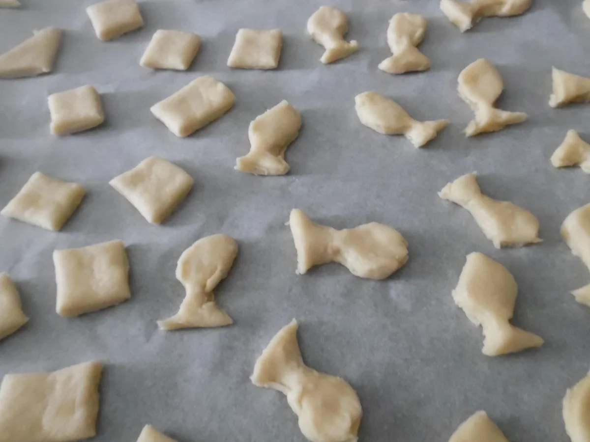 Rezept: Knabber-Gebäck nach "Fischli-Art" Bild Nr. 3440 Knabber-Gebäck nach "Fischli-Art" - Rezept - Bild Nr. 3440