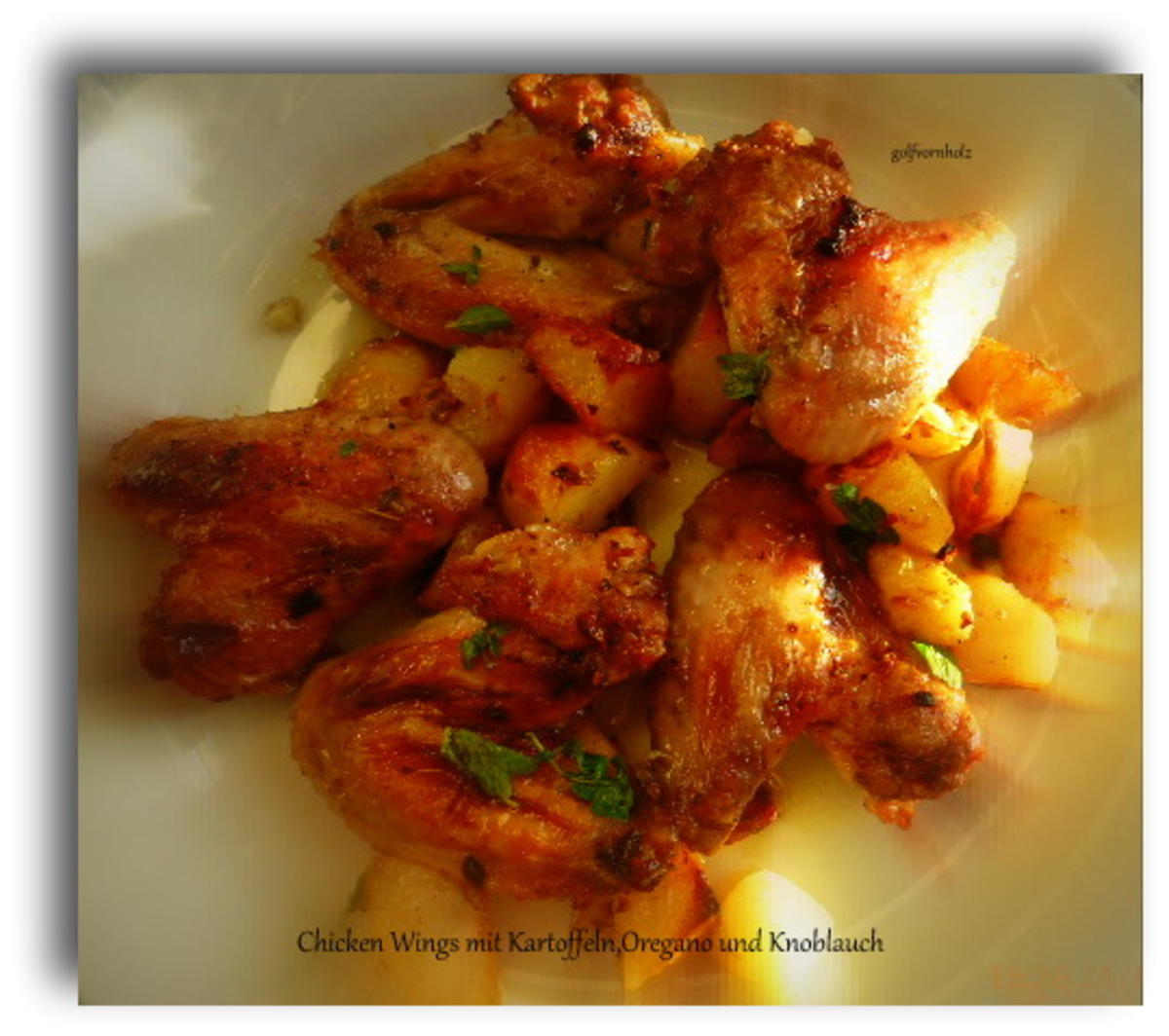 Bilder für Chicken Wings mit Kartoffeln,Oregano und Knoblauch - Rezept